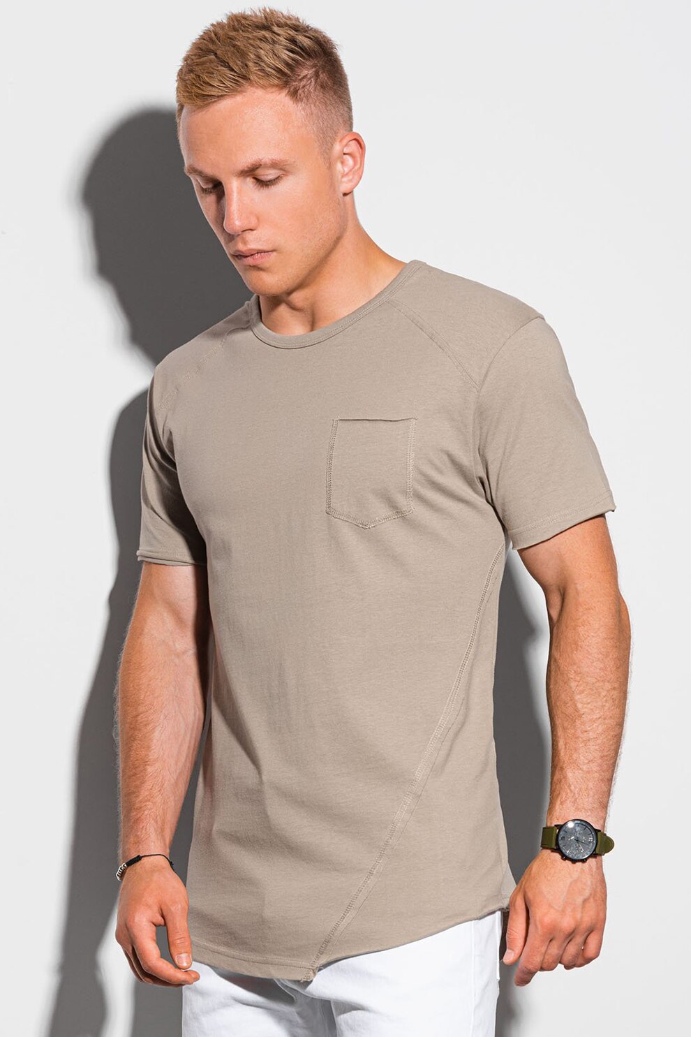 OMBRE, Tricou cu decolteu rotund si buzunare pe piept, Maro nisip