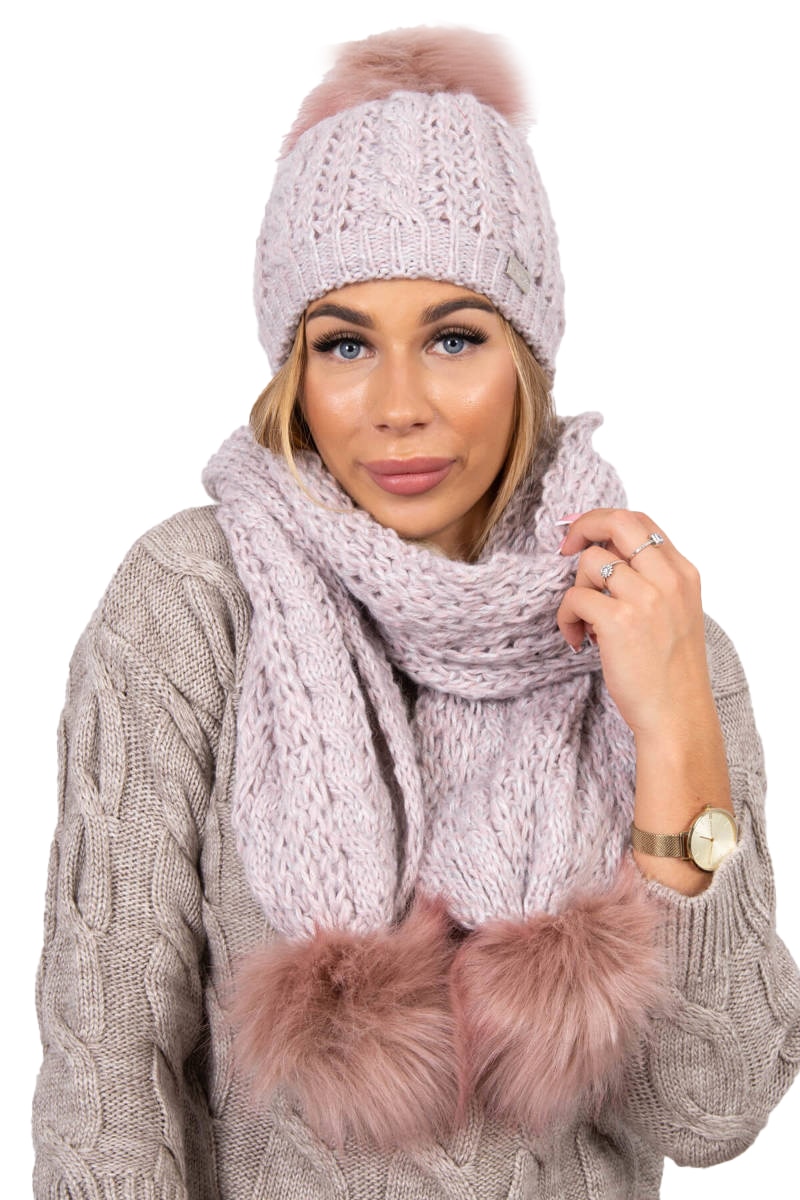 Set caciula si fular cu blanita roz pal, marime universala
