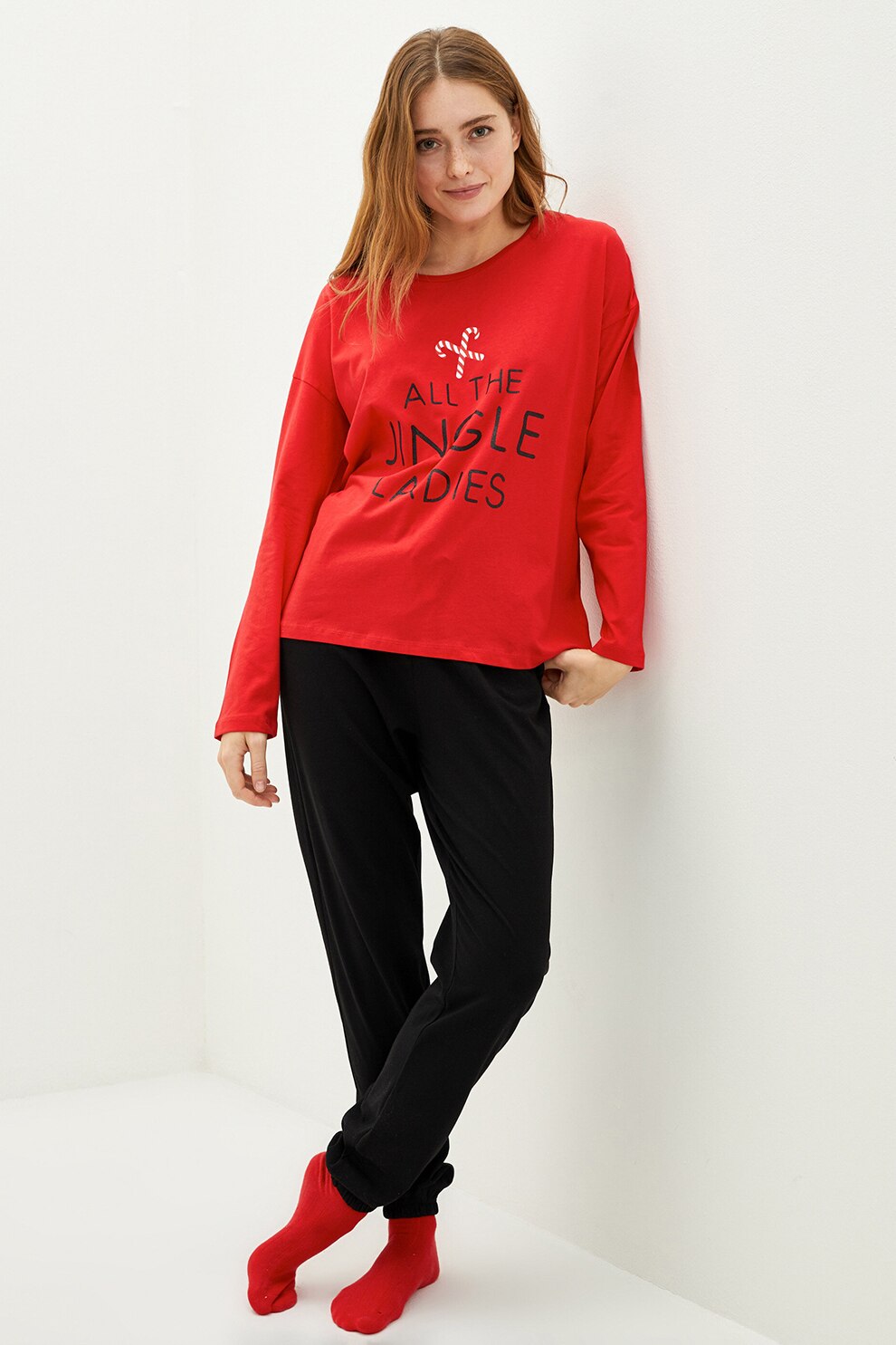 LC WAIKIKI, Pijama cu maneci cazute cu imprimeu text, Rosu/Negru