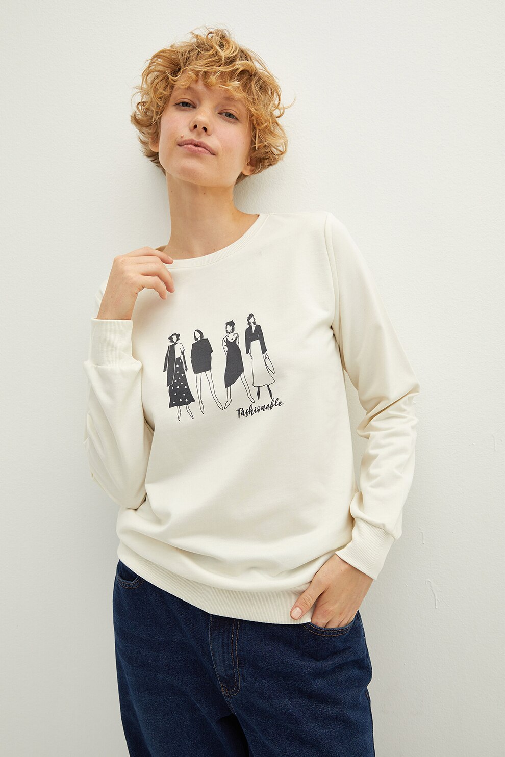 LC WAIKIKI, Bluza sport cu decolteu la baza gatului si imprimeu grafic, Alb prafuit/Negru