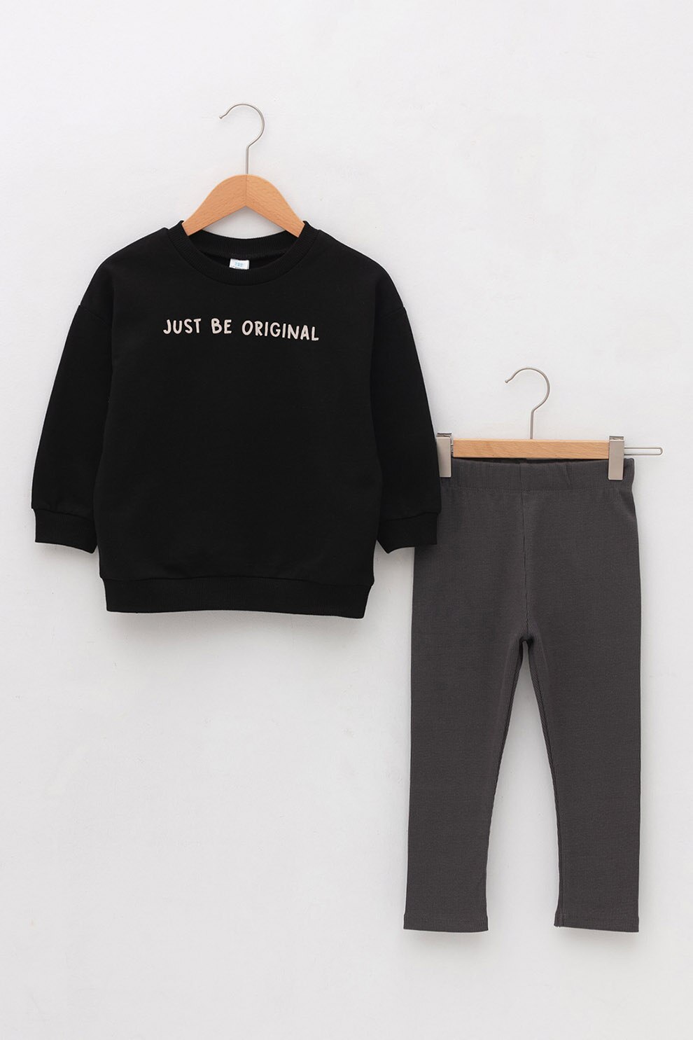 LC WAIKIKI, Set de bluza sport si colanti, Negru/Gri inchis