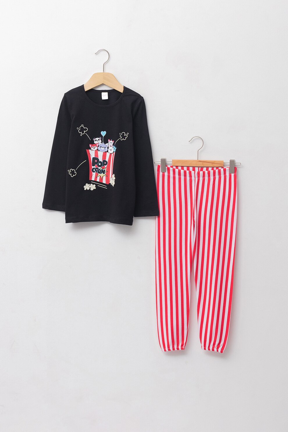 LC WAIKIKI, Pijama lunga cu model grafic, Negru stins/Corai