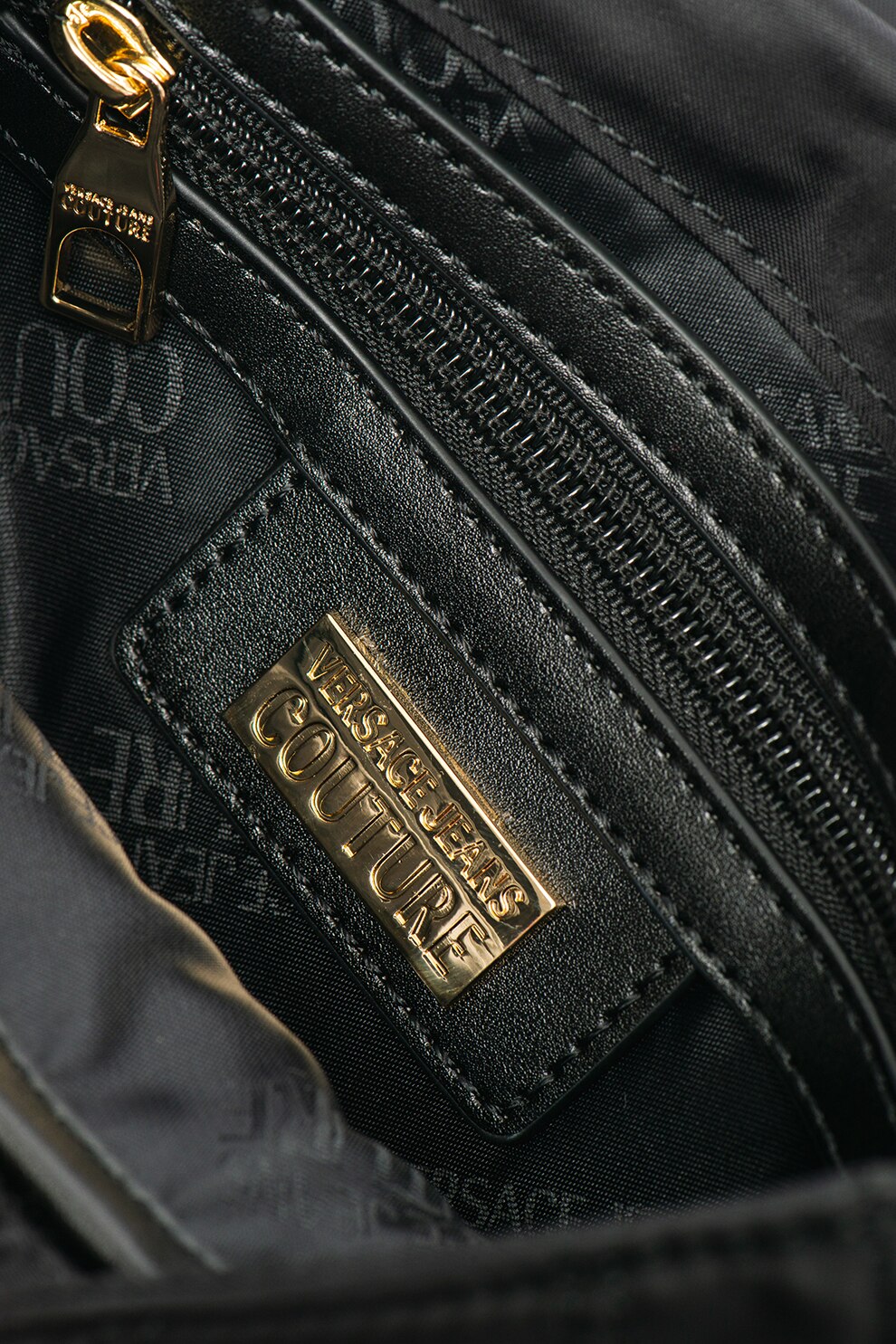 Versace Jeans Couture, Geanta crossbody cu bareta din lant, Negru - eMAG.ro