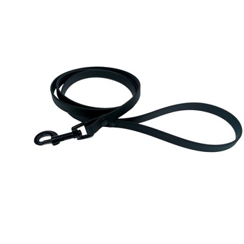 Lesa din biothane negru 13 mm x 1.20 cm cu accesorii negre Lesa din biothane negru 13 mm x 1.20 cm cu accesorii negre