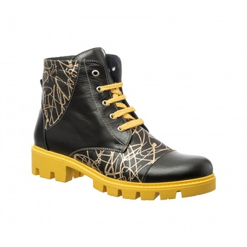 Bocanci dama din piele naturala - Negru box cu fir auriu- Bc20 Nbfa, 35 EU Bocanci dama din piele naturala - Negru box cu fir auriu- Bc20 Nbfa, 35 EU