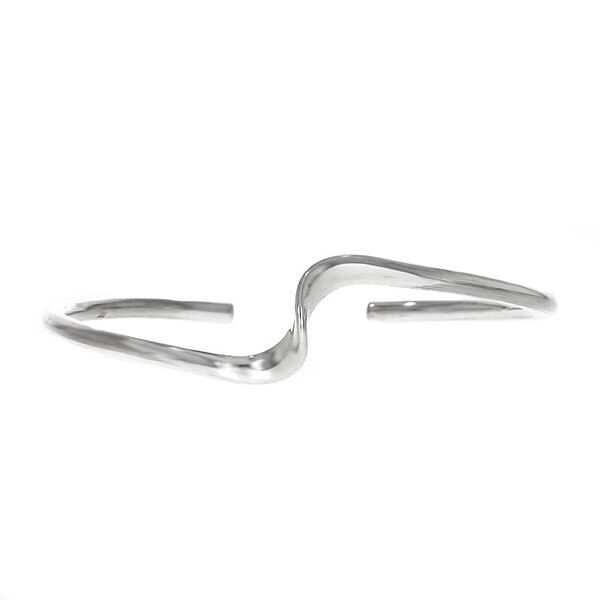 Bratara Argint Fixa cu Model Ondulat 5.7cm diametru interior, usor reglabila
