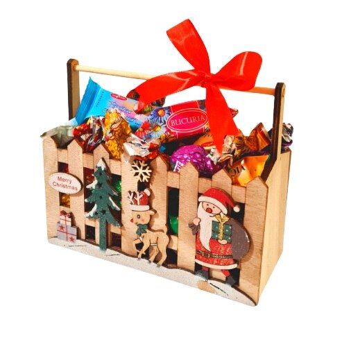 Ladita din lemn cu motive de Craciun, cu bomboane Bucuria, 500 gr
