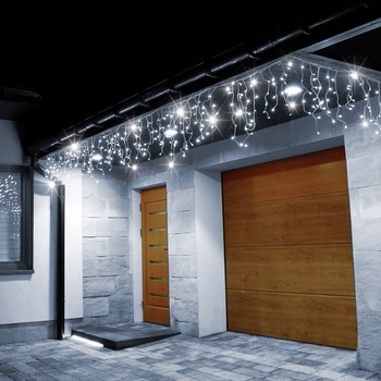 Ghirlanda luminoasa tip perdea cu flash 500 LED-uri, 20m, pentru interior/exterior, iluminare alba Ghirlanda luminoasa tip perdea cu flash 500 LED-uri, 20m, pentru interior/exterior, iluminare alba