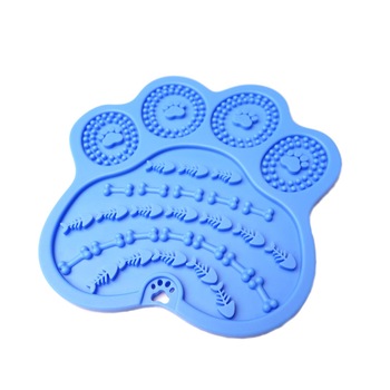 Covoras hranire lick mat Oktane® pentru caini si pisici, forma circulara, 21x21x1cm, albastru Covoras hranire lick mat Oktane® pentru caini si pisici, forma circulara, 21x21x1cm, albastru
