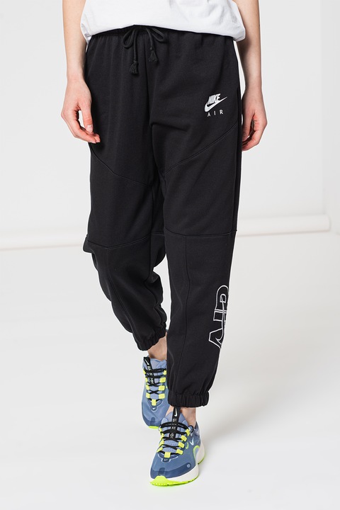 Nike, Спортен панталон Air с джобове, Черен