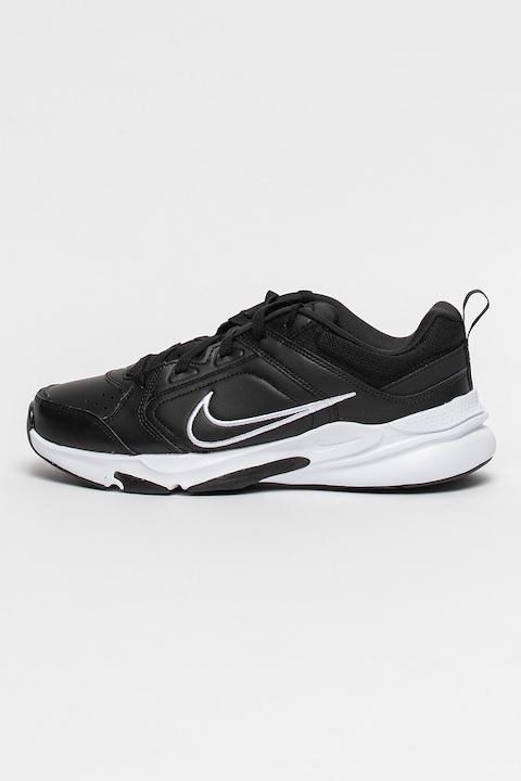 Nike, Спортни обувки Defy All Day от еко кожа, Бял/Черен
