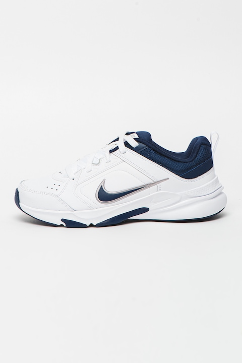 Nike, Спортни обувки Defy All Day от еко кожа, Бял/Тъмносин