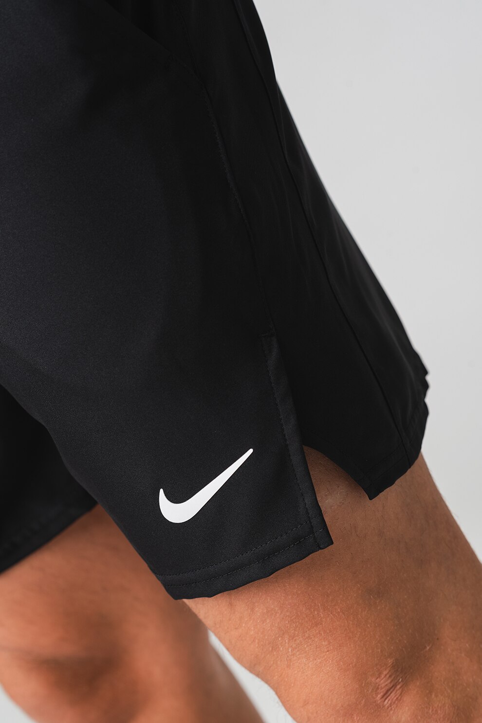 Nike, Тенис шорти Dri-Fit Victory с джобове встрани, Черен, 2XL - eMAG.bg