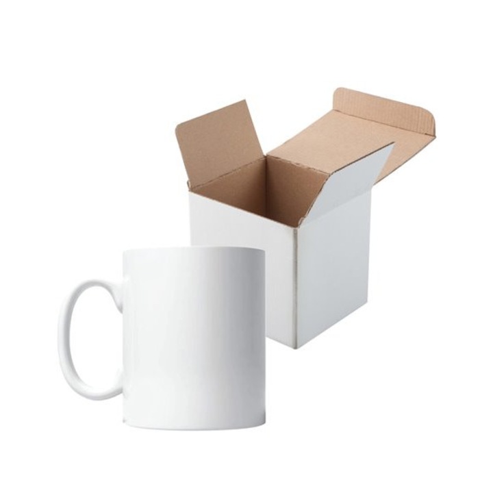 Персонализирана бяла керамична чаша "Имам много имена, но най-използваното е мааааамиии", 330 мл