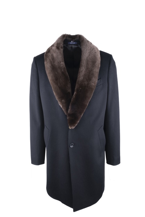Loro Piana természetes nutria szőrme hajtókás kabát, fekete