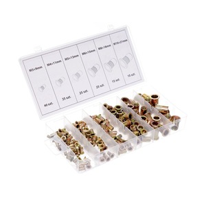 Suruburi, dibluri si accesorii uz general