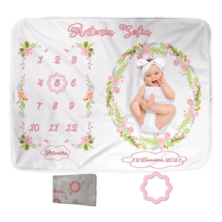Paturica aniversara Milestone, personalizata cu Nume fetita, 100x150cm, fleece, Model Coronita flori 1