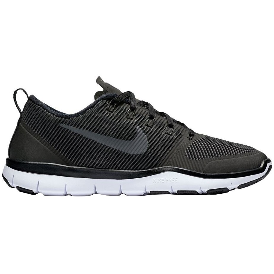 nike free train versatility black