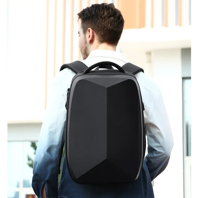 Rucsac laptop hard shell antifurt GIFTX Delta cu USB si cifru, laptop maxim 17", negru, 45x32cm