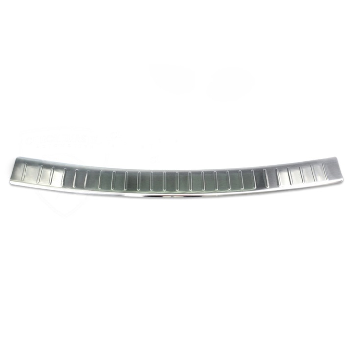 Ornament protectie portbagaj argintiu mat compatibil cu Suzuki SX4 S-Cross 2013-