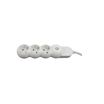 Prelungitor SPIN SPN2052 3 metri 3 posturi 3X1.50 cu intrerupator Prelungitor SPIN SPN2052 3 metri 3 posturi 3X1.50 cu intrerupator