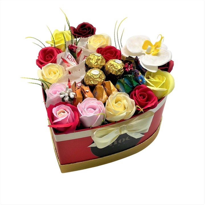 Cutie Love, ChocoBox, include 3 Ferrero Rocher, 5 Raffaelo, 6 Ciocolata Bucuria si 13 Trandafiri