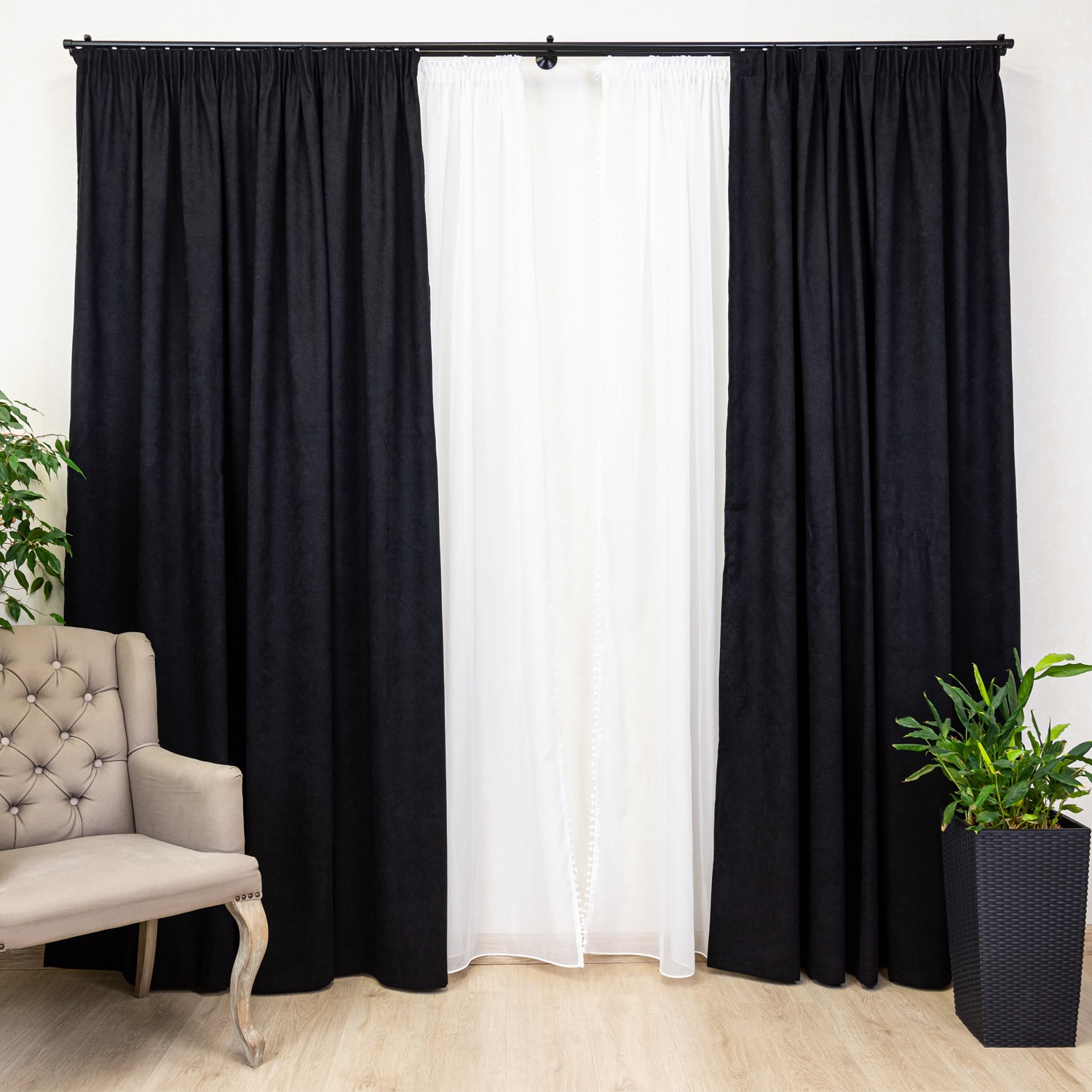 Комплект от 4 части Hiko, две завеси Comfy черно кадифе 2x400x245cm и ...