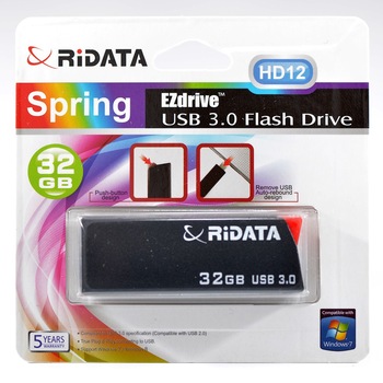 Memorie USB3, 32GB, RiDATA Taiwan, model HD12, NEGRU Memorie USB3, 32GB, RiDATA Taiwan, model HD12, NEGRU