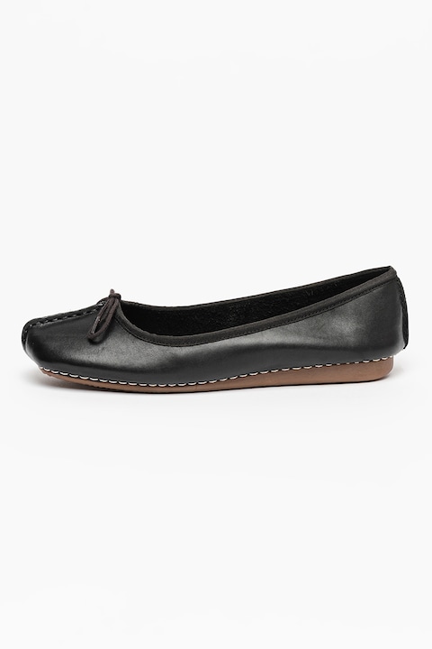 Clarks, Кожени пантофки Freckle Ice с панделка, Черен