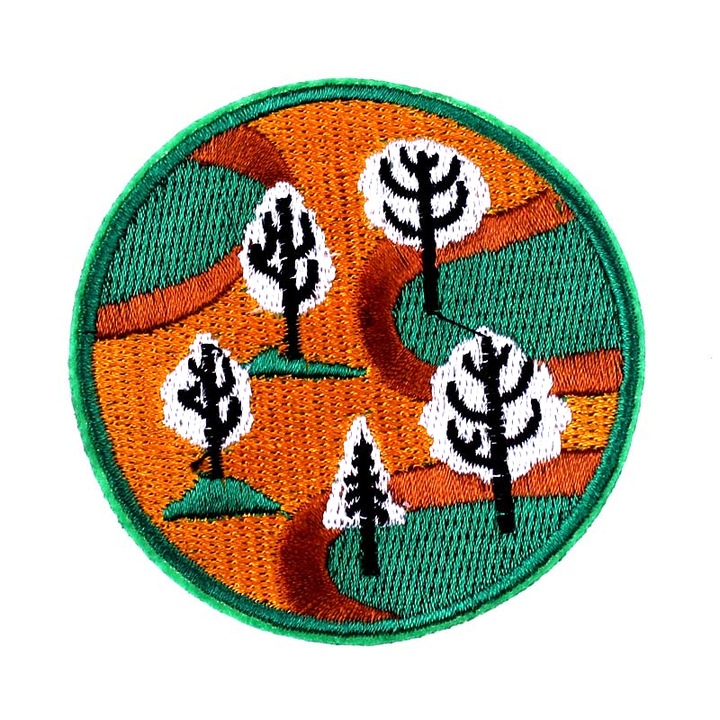 Petic textil brodat The Forest of Vanishing Stars 7.1 cm