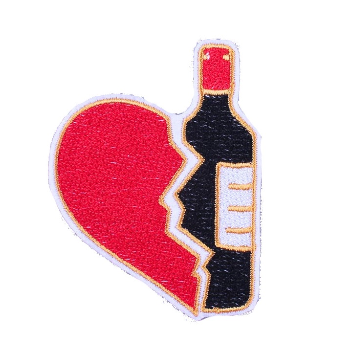 Petic textil brodat I love to drink 7.2x5.5 cm