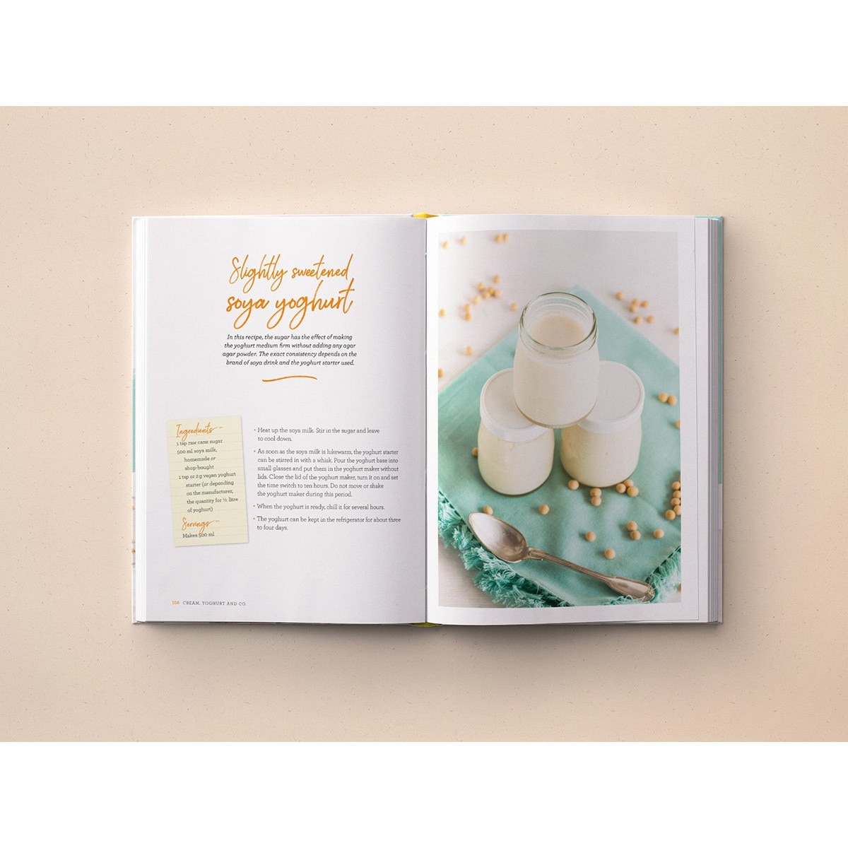 Homemade Vegan Cheese, Yogurt and Milk de Yvonne HölzlSingh eMAG.ro