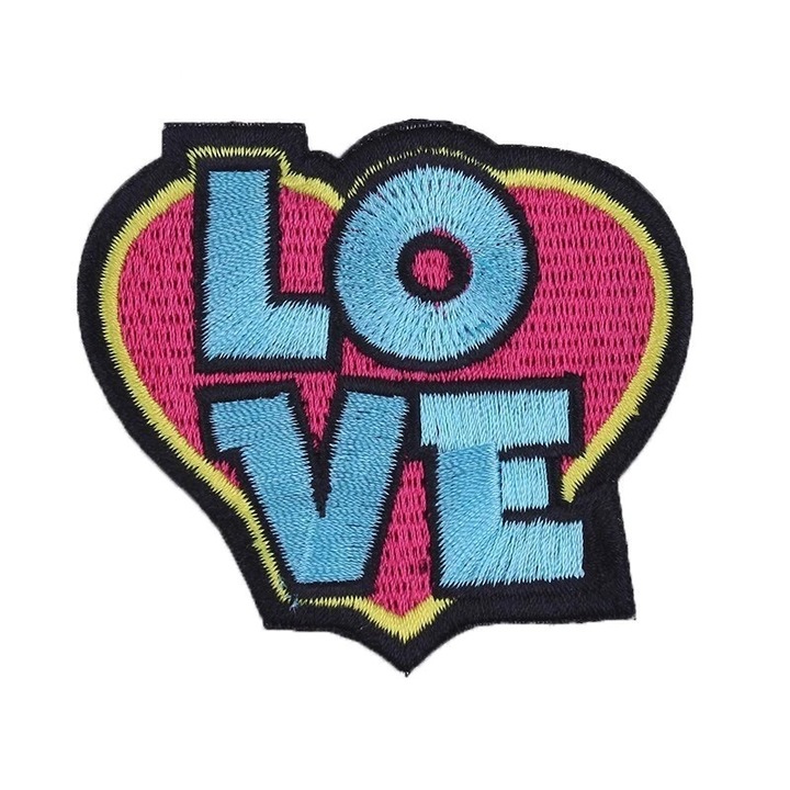 Petic textil brodat Love 7x6.4 cm