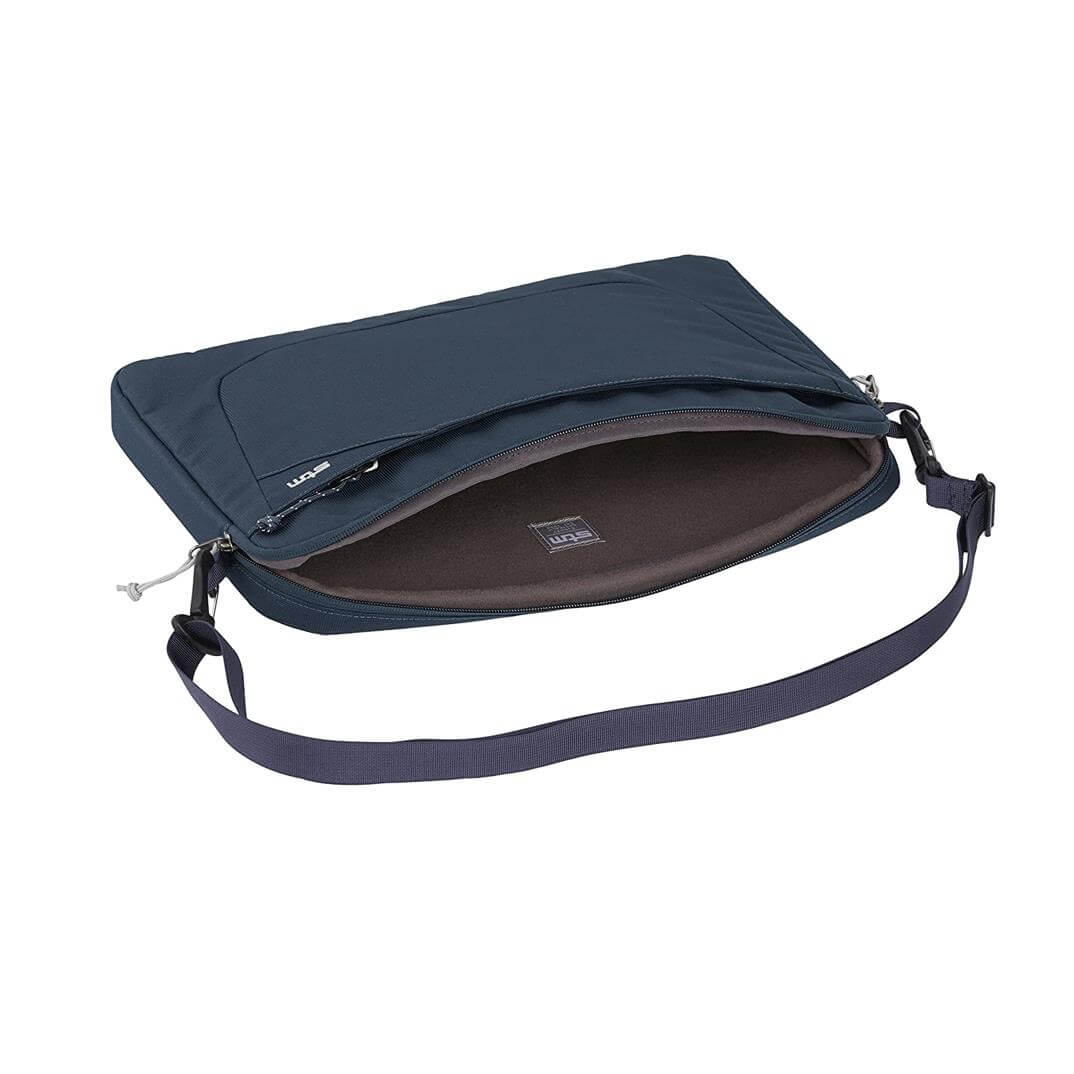 Geanta textila rezistenta la socuri si la apa pentru laptopuri si tablete de pana la 13 inchi, STM Velocity Blazer Sleeve Bag, albastru