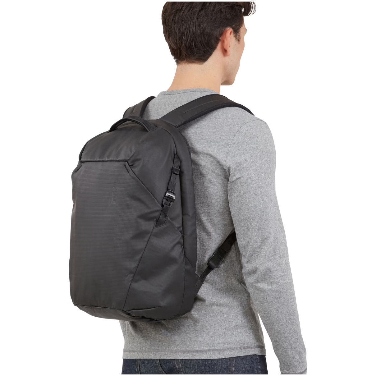 Rucsac Thule 21l pentru laptop de max. 15.6 ", 1 compartiment, buzunar frontal buzunar lateral buzunar dorsal, waterproof, nylon, Negru