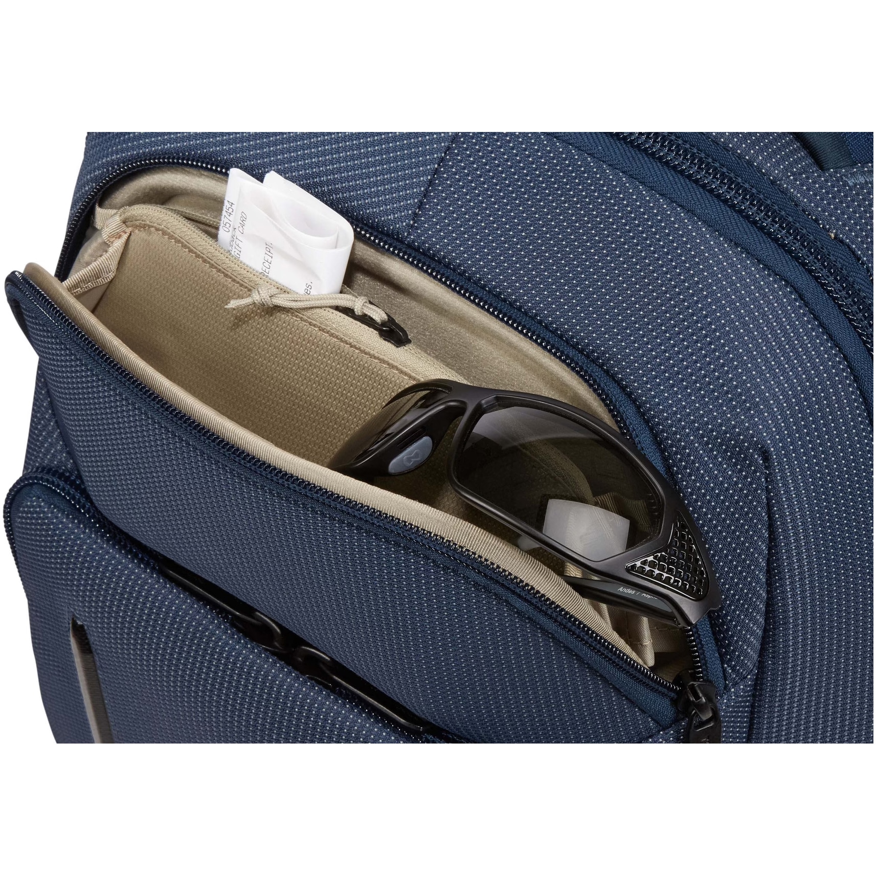 Rucsac Thule Crossover 2, 30 l, pentru laptop de max. 15.6 ", 2 compartimente, buzunar frontal x 2 buzunar lateral x 2, waterproof, nylon, Albastru