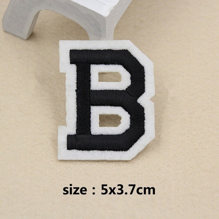 Petic textil brodat Litera B, Alfabet, 5x3.7 cm