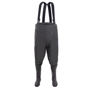 Cizme si pantaloni cu pieptar, Fisher Chest, din PES acoperit cu PVC, talpa antiderapanta, marimea 44