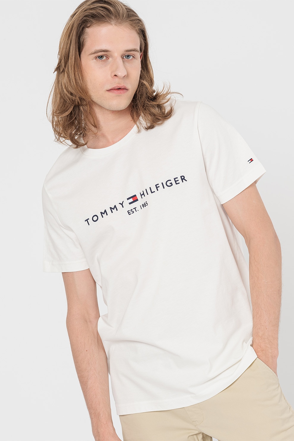 Tommy Hilfiger, Tricou de bumbac organic cu logo brodat, Alb murdar, M
