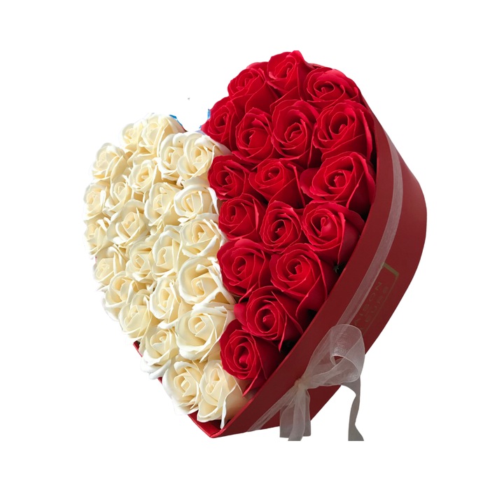 Aranjament Floral in forma de Inima cu 41 de trandafiri rosii si crem, diametru cutie 28 cm