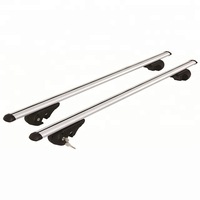 Set bare transversale portbagaj din aluminiu cu antifurt pentru toate masinile dotate cu bare longitudinale distantate de plafon