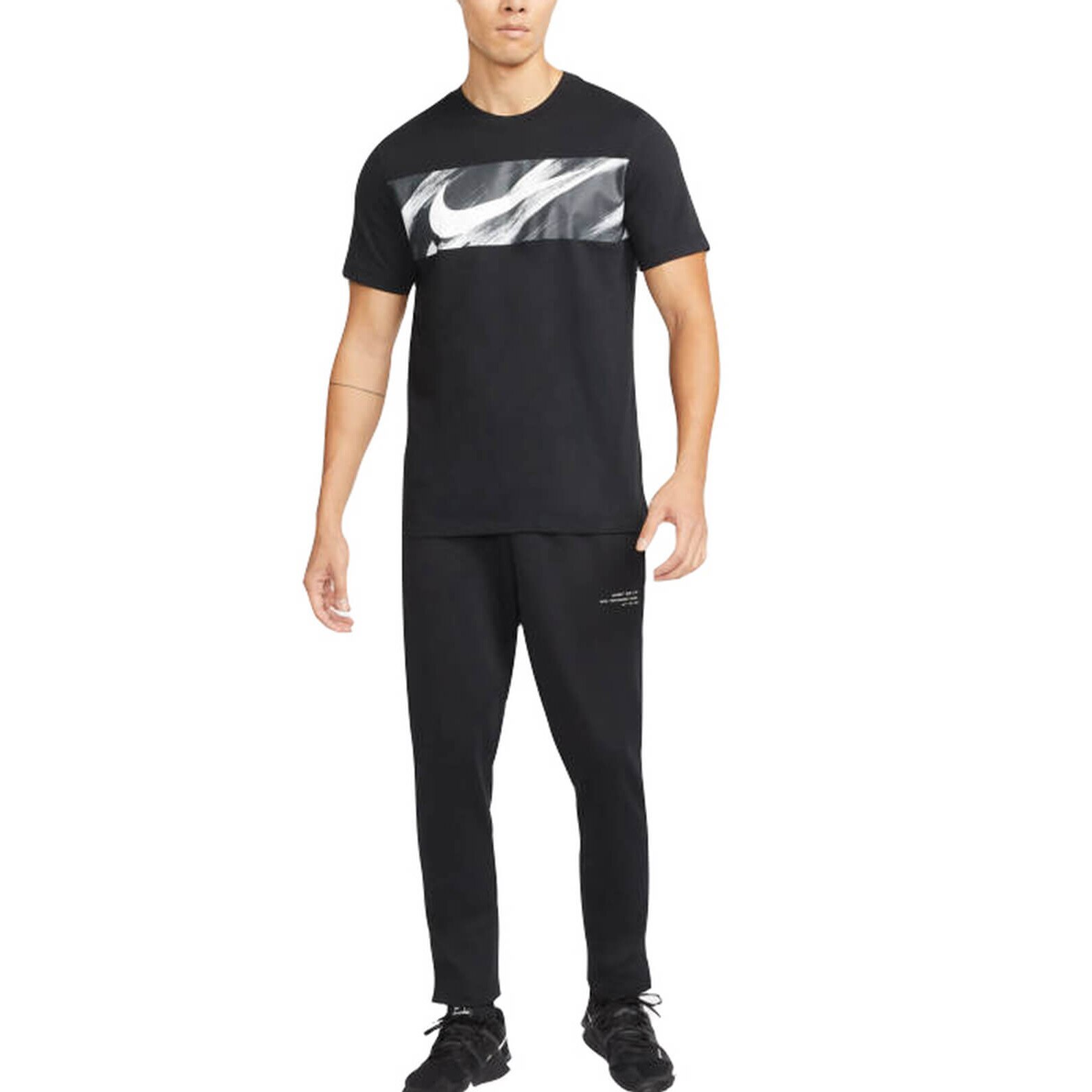 Pantaloni NIKE Q5 Fleece Taper, DD1969010 Negru S INTL eMAG.ro