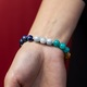 7 Chakra karkötő, Ezera, kézzel készített ametisztből, lapis lazuliból, angelitből, amazonitból, citrinből, tigrisszemből és vörös jádából, 17-18 cm