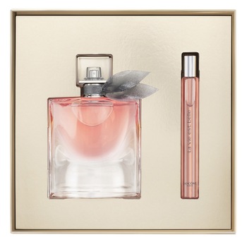 Set Lancome, La Vie Est Belle, Femei: Apa de Parfum, 50 ml + Apa de Parfum miniatura, 10 ml Set Lancome, La Vie Est Belle, Femei: Apa de Parfum, 50 ml + Apa de Parfum miniatura, 10 ml