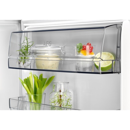 Combina frigorifica incorporabila AEG SCE818E8TS, 256 l, Total NoFrost, Clasa E, H 178 cm