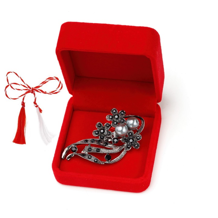 Martisor brosa vintage, 3 flori cu marcasite si 2 perle gri in cutie de catifea