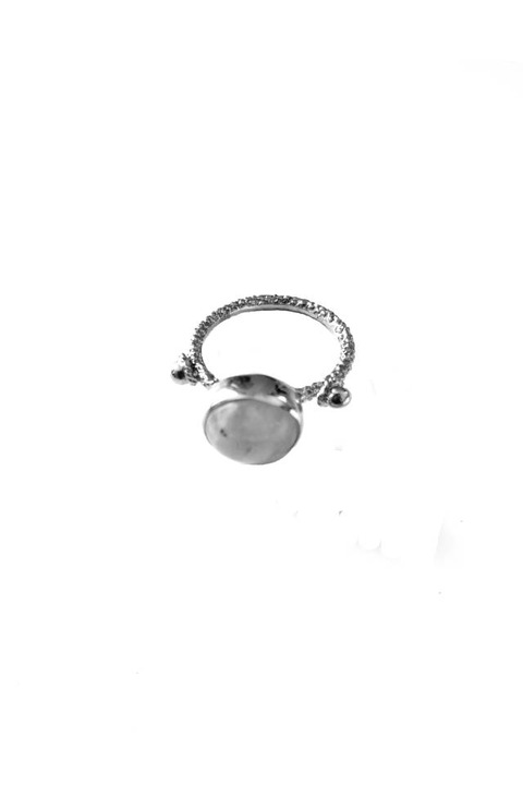 Inel dama confectionat manual din argint 925 cu caboson Piatra Lunii naturala masura 7