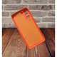 Ütésálló szilikon burkolat a kamera védelméhez mikroszálas belsővel, kompatibilis a Samsung Galaxy S21 FE 5G Orange készülékkel