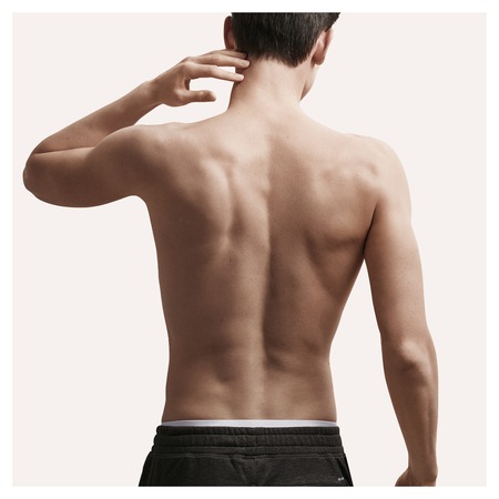 Epilator IPL Braun Silk-expert PRO 5 PL5387 Senzor automat & continuu Skin pro 2.0, 400.000 impulsuri, 10 niveluri de intensitate, 125 de impulsuri pe minut, 2 x cap de precizie, cap lat, Trusa de voiaj, Aparat de ras Venus Swirl, Alb/Auriu