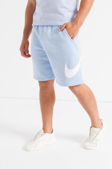 Nike, Sportswear Club logómintás rövidnadrág, Pasztellkék